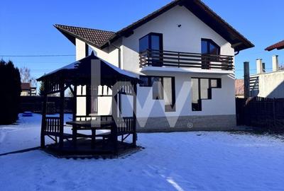 Casă cu 4 camere cu Canalizare în Cristian - 14