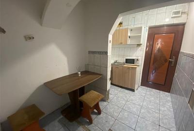 Garsoniera, zona Buziasului - 5