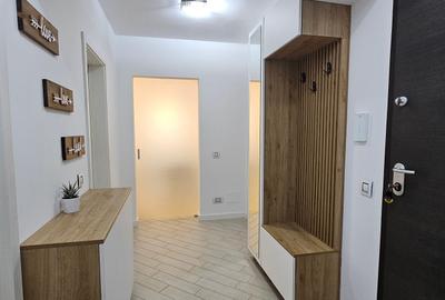 Apartament cu 3 camere decomandat, mobilat în Lujerului