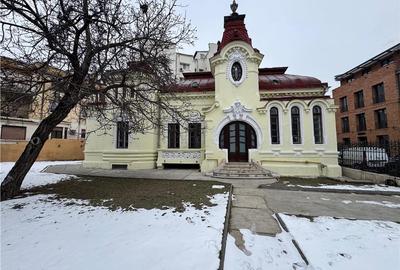 Casă individuală cu 5 camere cu Canalizare în Romană - 1