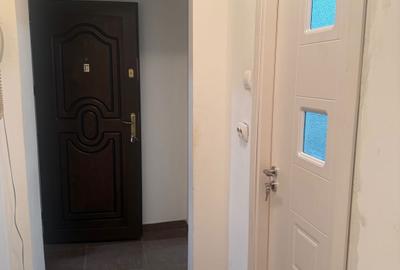 Apartament cu 3 camere nedecomandat în Tomis Nord