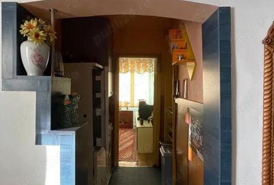 Apartament cu 2 camere decomandat în Petros - 3