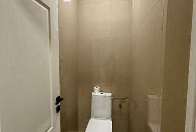 Spațiu comercial, de 100 mp, în Tomis III - 7