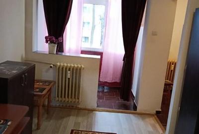 Inchiriez garsoniera in Ia?i, zona Tatara?i, str. Vasile Lupu - 4