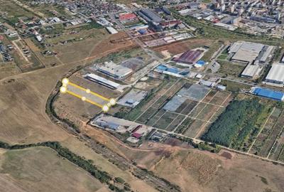 Teren de 10600 mp, în Industrială - 2