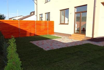 Duplex cu 4 camere cu Canalizare în Prelungirea Ghencea - 2