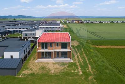 Intreg duplex de vanzare in cartier Izvor, Brasov - 1