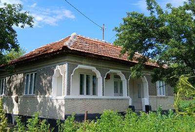 Casă cu 4 camere în Central - 3