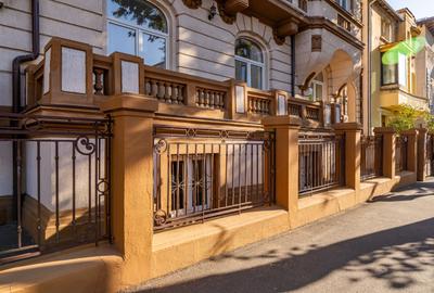 Boxă de 10,8 mp, 250 €/lună Boxă de 10,8 mp, 250 €/lună - 3