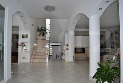 Casa-Vila cu multiple destinatii Unirea - 3