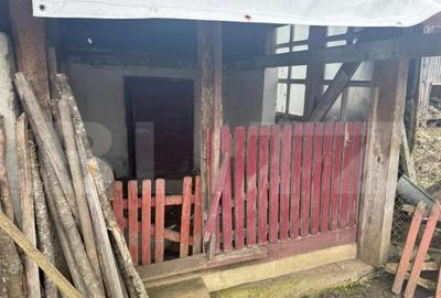 Casa individuala cu 2 camere, 160 mp utili, teren 3800 mp, B - 1