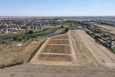 Teren Intravilan In Rate Com Berceni | superb, langa lac | #MG15 - 11