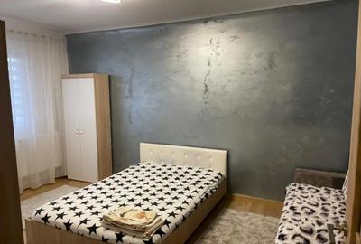 Garsonieră decomandată în Central