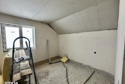 Casă cu 5 camere cu Teren 500 Mp în Gilău - 3