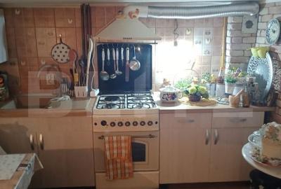 Casă cu 4 camere în Dâmbu Pietros