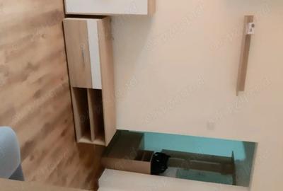 Garsonieră decomandată în Central - 7