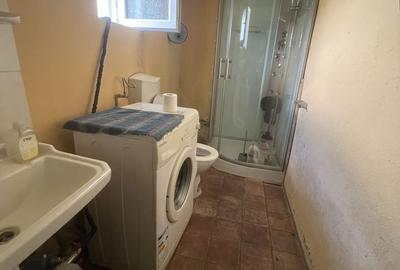 Casă cu 4 camere în Central - 2