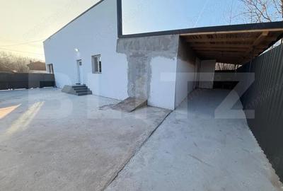 Spațiu comercial, de 245 mp, în Central - 4