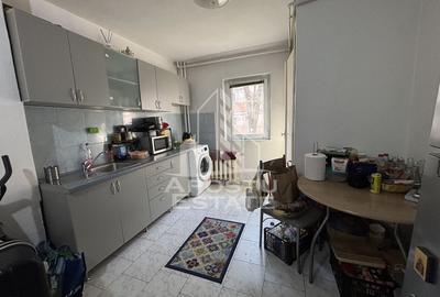 Apartament cu 2 camere semidecomandat, mobilat în Complex Studențesc - 6