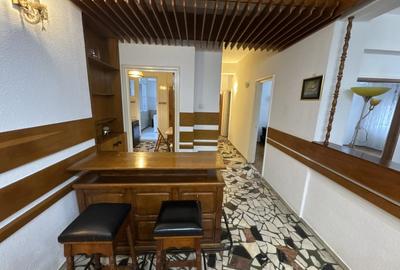 Apartament cu 3 camere decomandat, mobilat în Eminescu