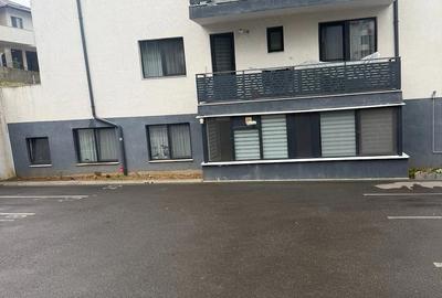 Spațiu comercial, de 12 mp, în Florești - 1