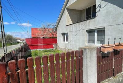 Casa cu 3 camere, 90 mp, 2 anexe gospodaresti si teren de 30 - 13