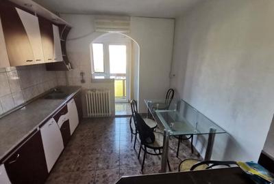 Inchiriez apartament cu 3 camere - 3