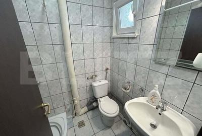 Apartament cu 4 camere decomandat în Cetate - 2