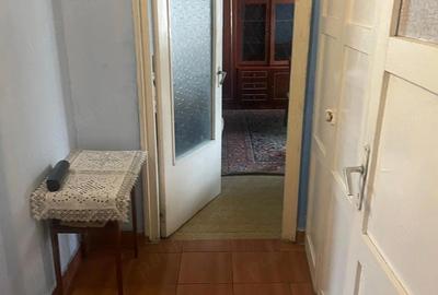 Apartament cu 3 camere decomandat în Central - 1