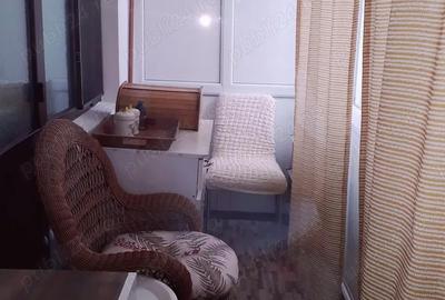 Apartament cu 4 camere decomandat în Găești - 4