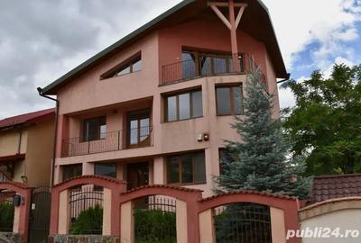 Proprietar vand casa