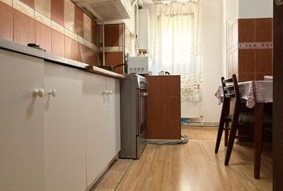 3 camere Tiglina 2 pret 75000 euro - 4