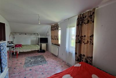 Casă cu 4 camere cu Canalizare în Săsar - 18