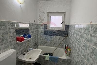 Apartament 3 camere et 2 - 5