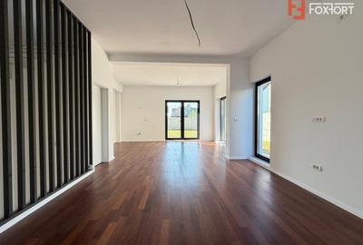 Duplex cu 5 camere cu Canalizare în Săcălaz - 1