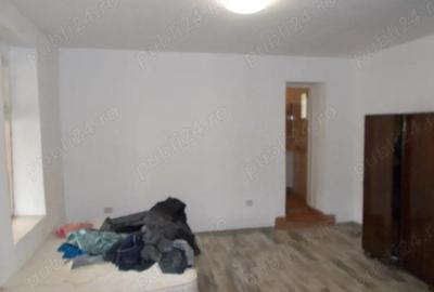 Casă cu 3 camere în Ghirodei - 5