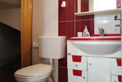Duplex cu scara interioara si curte - constructie noua - 15