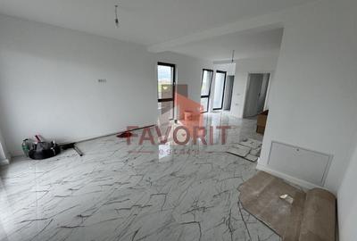 Comision 0%. Panouri si pompa de caldura. Despartit prin camera tehnica - 5