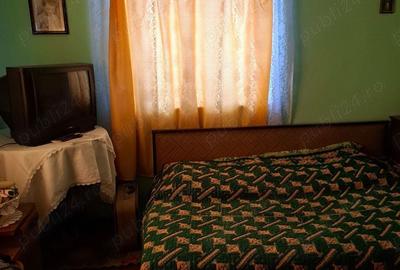 Casă cu 4 camere cu Teren 900 Mp în Satu Nou - 1