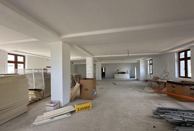Spațiu comercial, de 1,000 mp, în Valea Călugărească - 13