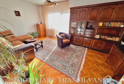 Apartament cu 4 camere decomandat în Central - 14