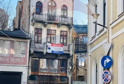 Casă cu 10 camere cu Teren 93 Mp în P-ța Unirii - 1