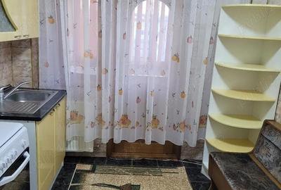 Apartament cu 2 camere decomandat în Școlilor - 5