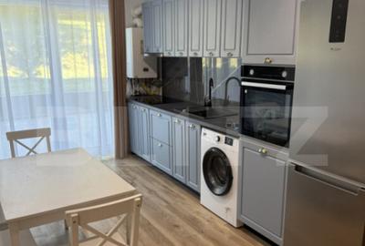 Apartament de vanzare, cu 2 camere, semidecomandat, 44 mp, z