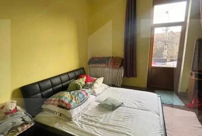 Apartament cu 4 camere semidecomandat în Traian - 1