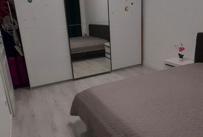 Apartament cu 3 camere decomandat în Giroc - 2
