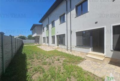 Casă individuală cu 5 camere cu Canalizare în Central - 3