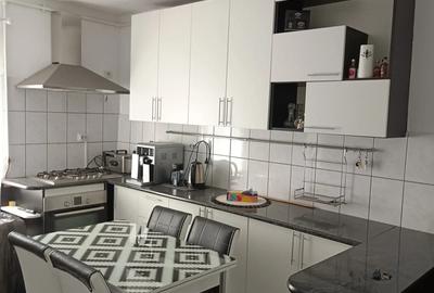 De vanzare apartament - 1