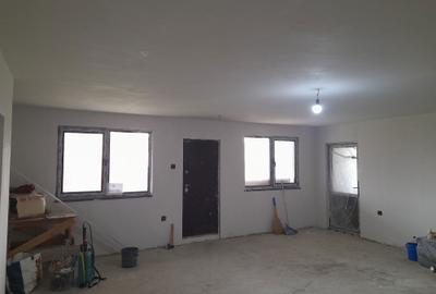 Casă cu 4 camere cu Teren 1055 Mp în Tufești - 6
