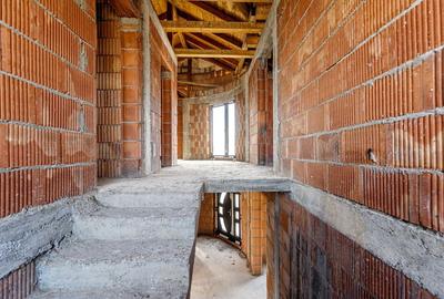 REZERVAT! Casa la rosu cu teren de 752 mp, Mandruloc. Arad - 7